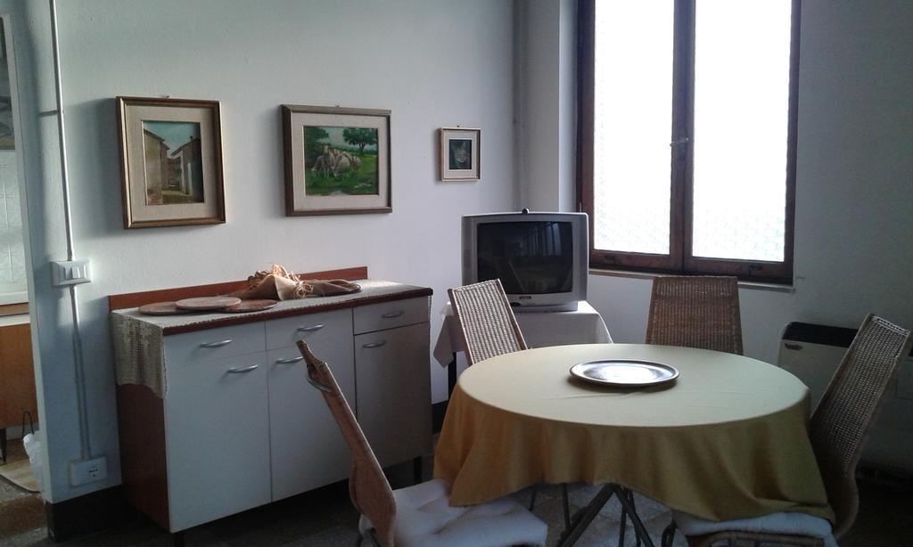 Le Finestre Di San Michele Apartment Castiglion Fiorentino Room photo